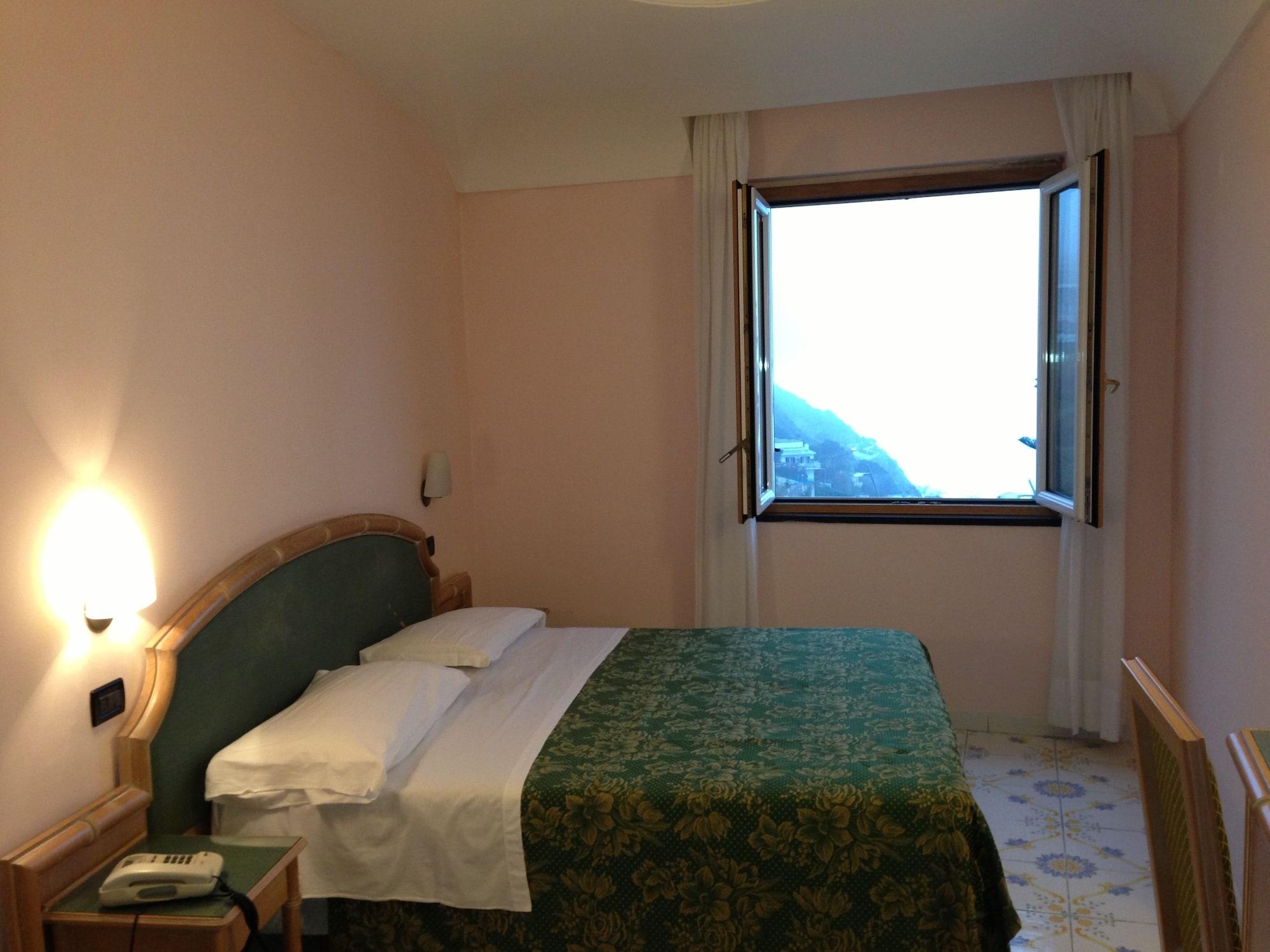 Hotel Terme Saint Raphael Barano dʼIschia Esterno foto
