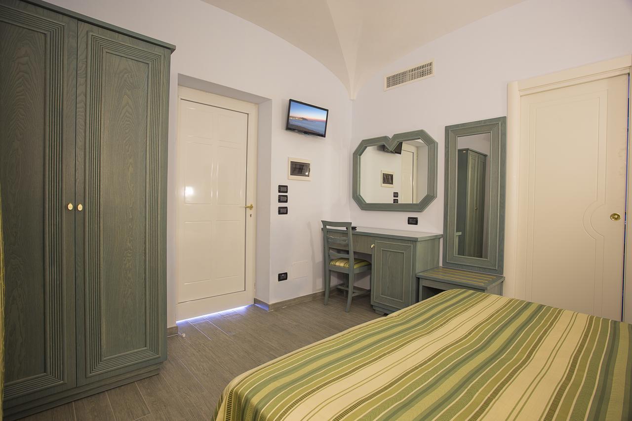 Hotel Terme Saint Raphael Barano dʼIschia Esterno foto