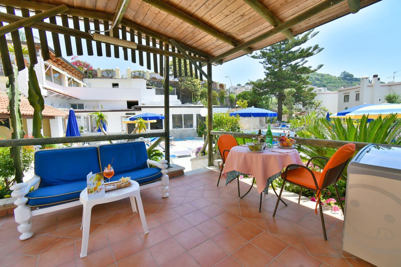 Hotel Terme Saint Raphael Barano dʼIschia Esterno foto