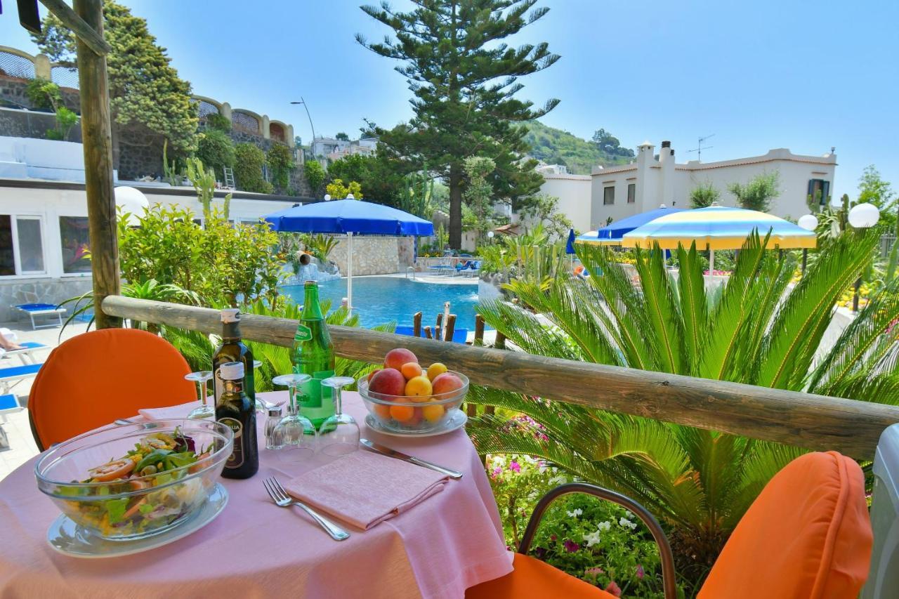 Hotel Terme Saint Raphael Barano dʼIschia Esterno foto