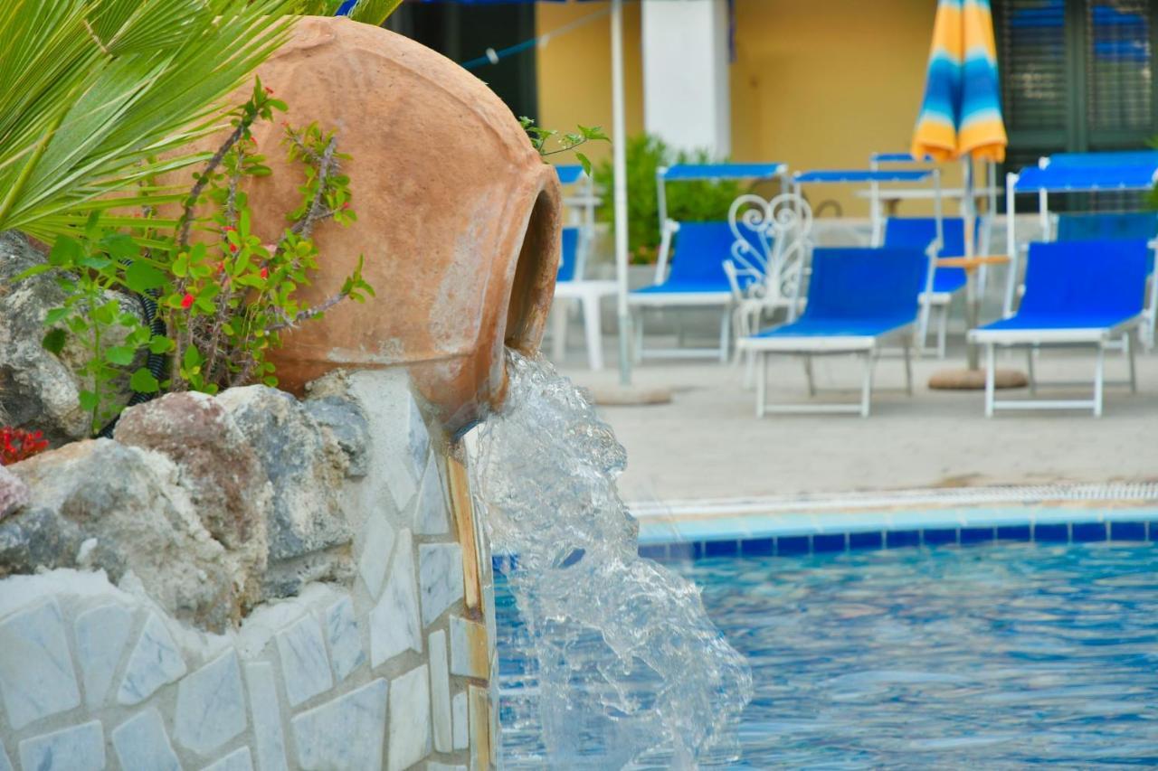 Hotel Terme Saint Raphael Barano dʼIschia Esterno foto