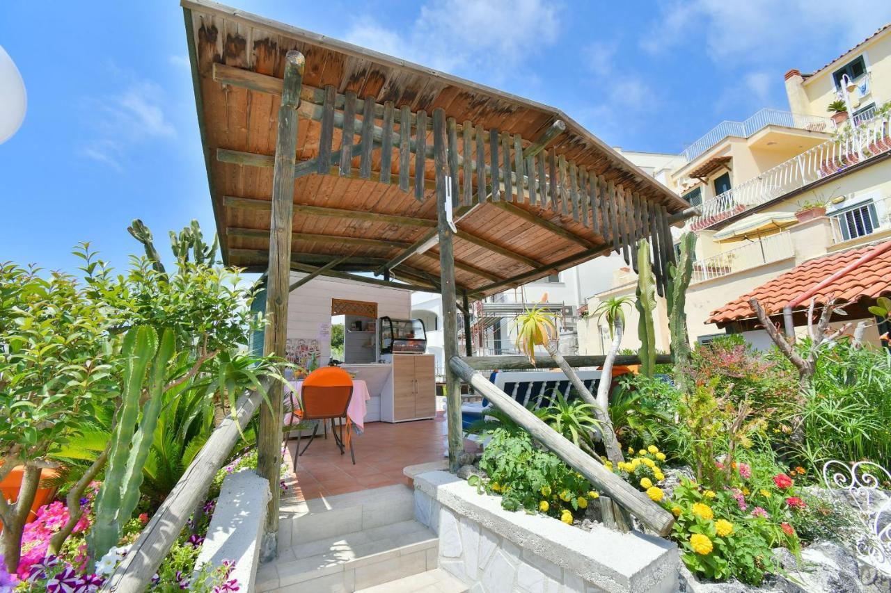 Hotel Terme Saint Raphael Barano dʼIschia Esterno foto
